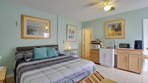 Interior - Convenient Sarasota Studio w/ Lush Backyard! (Sarasota)