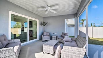 House (3 Bedrooms) | Terrace/patio