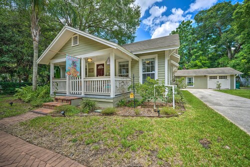 Walk to Mount Dora Historic District: Cozy Home!