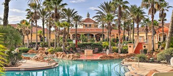 Chic Resort Townhome ~ 9 Mi to Disney Parks!