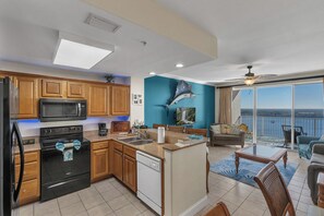 Apartment (1 Bedroom) | Interior - Luxury Condo w/ Huge Private Balcony on Lake Bryan (Orlando)