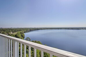 Apartment (1 Bedroom) | Interior - Luxury Condo w/ Huge Private Balcony on Lake Bryan (Orlando)