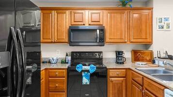 Apartment (1 Bedroom) | Interior