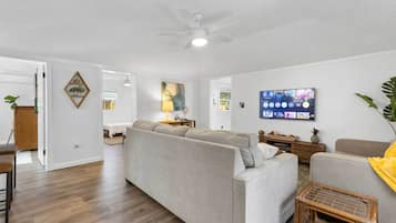 Cottage (2 Bedrooms) | Interior