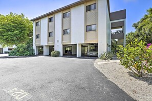 Apartment (1 Bedroom) | Interior - Coastal Condo w/ Pool Access < 1 Mi to Beach! (Sanibel)