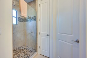 House (3 Bedrooms) | Interior - Chic Naples Retreat w/ Private Heated Pool & Lanai (Naples)