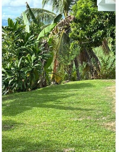 Libby's Vacation Rental- 2 Bed Home w/ 55inch Smart TV & A.C