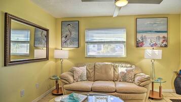 Apartment (1 Bedroom) | Interior