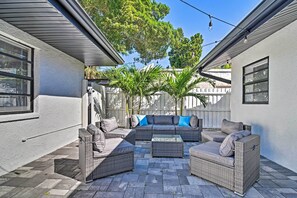 Apartment (2 Bedrooms) | Interior - 2 Conjoined Units - Steps From Madeira Beach! (Madeira Beach)