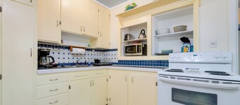 7 Mi to Gulf: Home w/ Dock Access in Crystal River