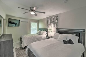 House (3 Bedrooms) | Interior - Cozy Key West Beach Cottage: Walk to Beaches! (Key West)