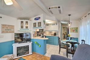 Cottage (2 Bedrooms) | Interior