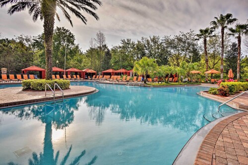 10 Mi to Disney: Davenport Condo w/ Pool Access!