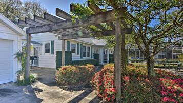 Cottage (2 Bedrooms) | Interior