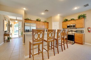 Interior - Private Pool + Game Room Near Disney & Parks (Davenport)