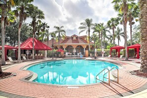 Outdoor pool - Davenport Getaway w/ Pool: 11 Mi to Disney Parks! (Davenport)