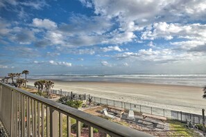 Apartment (0 Bedroom) | Interior - Daytona Beach Studio w/ Pool + Ocean Access! (Daytona Beach Shores)
