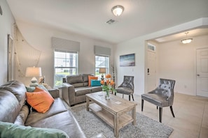 House (5 Bedrooms) | Interior