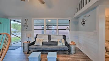 House (1 Bedroom) | Interior