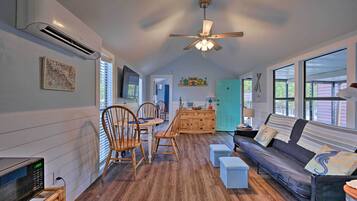 House (1 Bedroom) | Interior