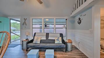 House (1 Bedroom) | Interior