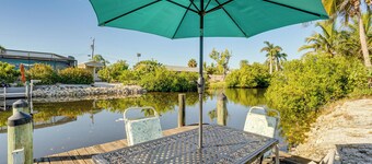 Family-friendly Englewood Rental w/ Canal Views!