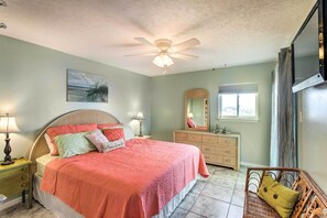 Apartment (2 Bedrooms) | Interior - Fernandina Beach Villa w/ Remarkable Ocean Views! (Fernandina Beach)
