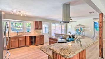 Rumah (4 Bedrooms) | Interior