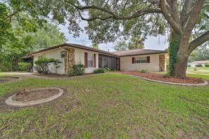 House (3 Bedrooms) | Interior - Family-friendly Ocala Retreat: 18 Mi to Dtwn! (Ocala)
