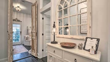 Rumah (2 Bedrooms) | Interior