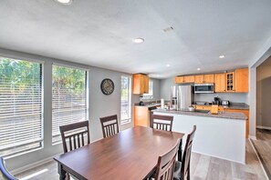 Interior - Gulf Breeze Home: 12 Mi to Pensacola Beach! (Gulf Breeze)
