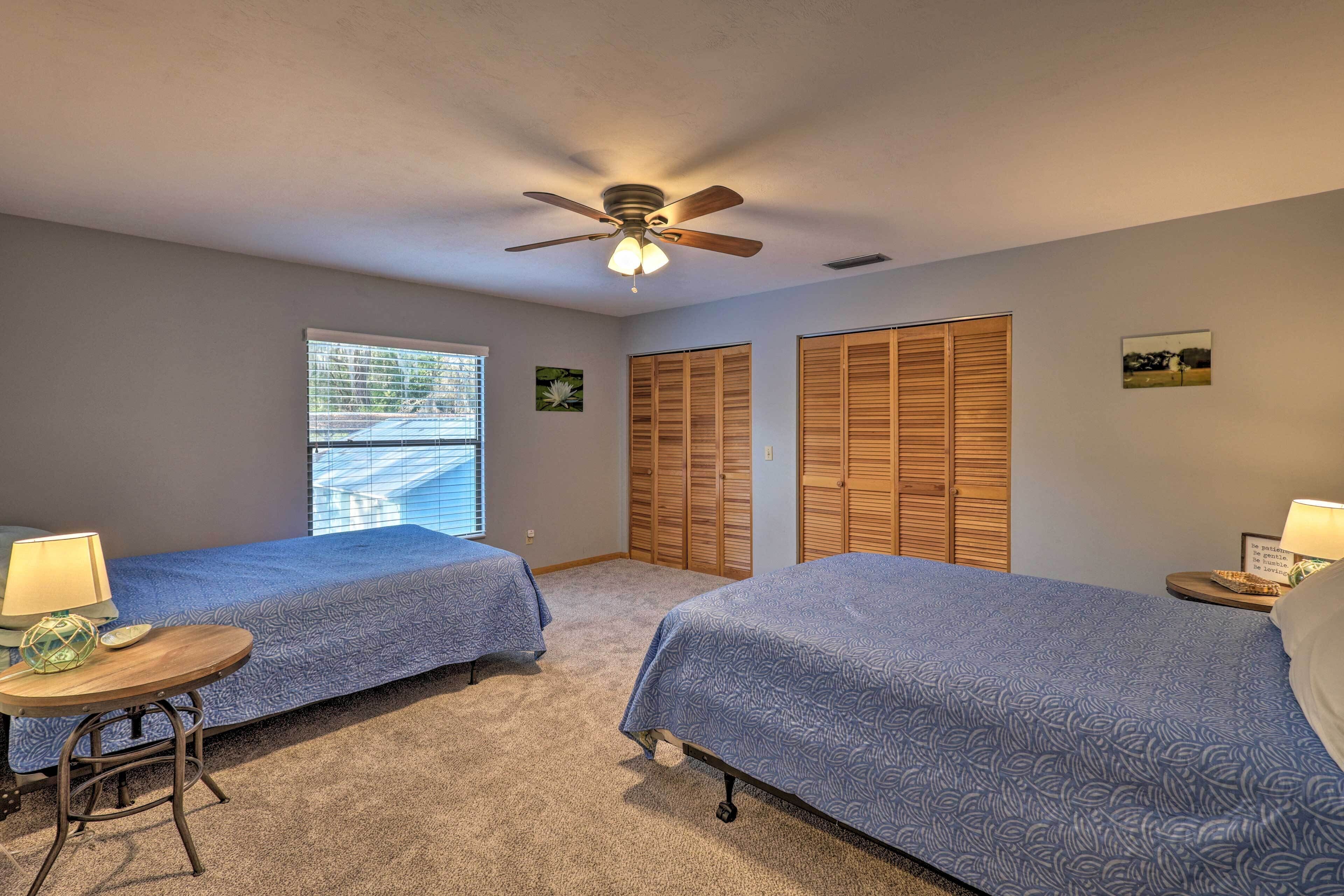 House (5 Bedrooms) | Interior