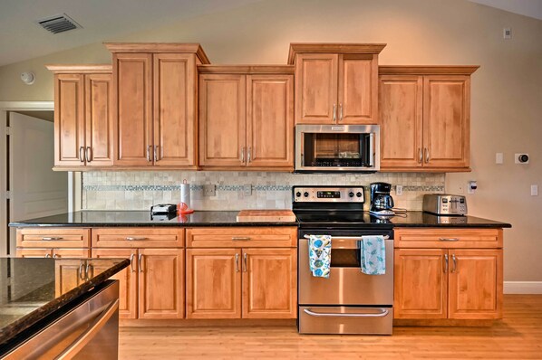 House (3 Bedrooms) | Interior - House w/ Heated Pool & Grill - Walk to Beach! (Marco Island)