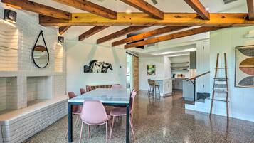 Casa (2 Bedrooms) | Parte interna