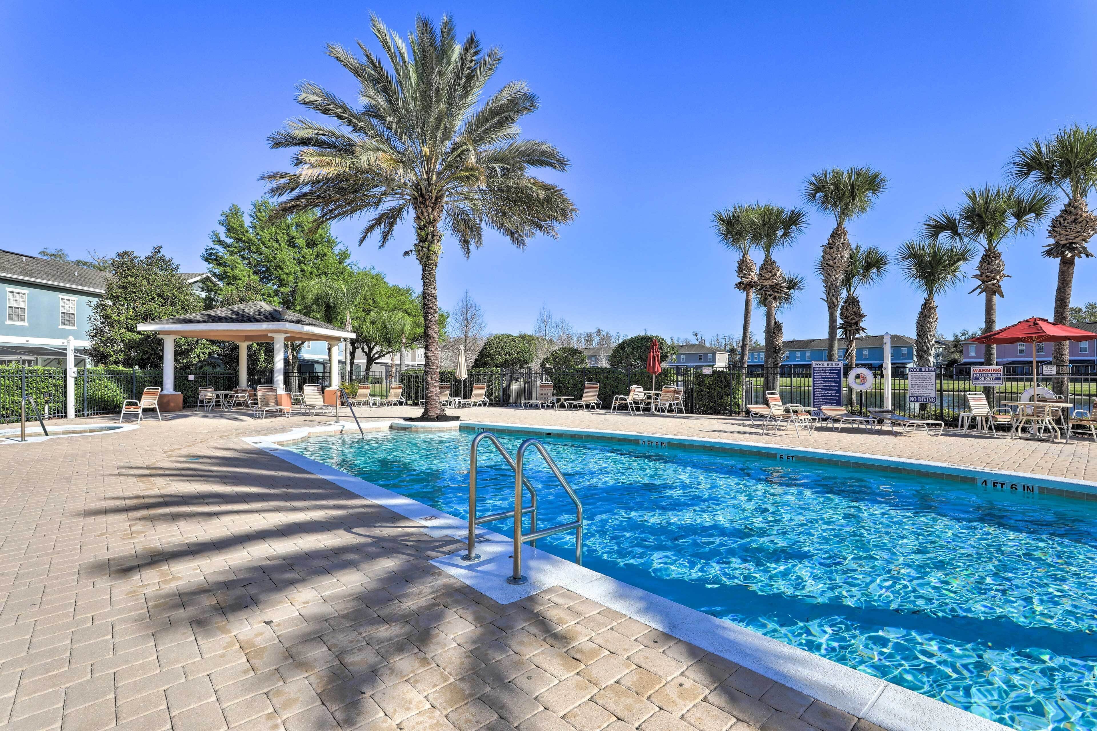 Apartment (4 Bedrooms) | Front of property