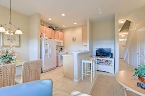 Interior - 6 Mi to Wdw: Family-friendly Townhome w/ Foosball! (Kissimmee)