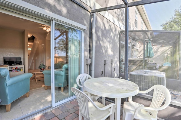 Interior - 6 Mi to Wdw: Family-friendly Townhome w/ Foosball! (Kissimmee)