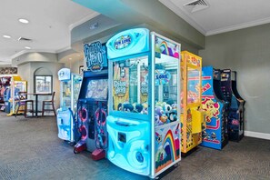 Games room - Kissimmee Group Getaway ~ 3 Mi to Disney! (Kissimmee)