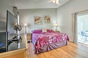 4 bedrooms, iron/ironing board, free cots/infant beds, bed sheets - Kissimmee Escape w/ Lanai & Private Pool! (Kissimmee)