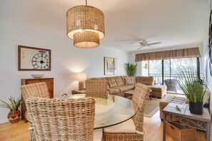 Interior - Isla Del Sol Condo ~ 2 Miles to St Pete Beach! (St. Petersburg)