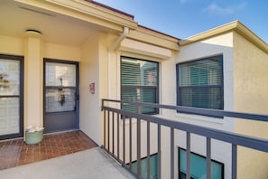 Apartment (2 Bedrooms) | Interior - Isla Del Sol Condo ~ 2 Miles to St Pete Beach! (St. Petersburg)