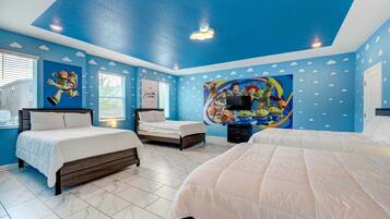 Casa (Multiple Bedrooms) | Parte interna