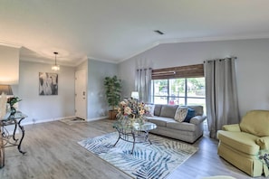 House (2 Bedrooms) | Interior - Inviting Lady Lake House: In the Village! (Lady Lake)