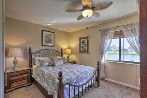 House (4 Bedrooms) | Interior - Lakefront Brandon Home w/ Patio & Screened Lanai! (Brandon)