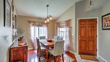 獨棟房屋 (4 Bedrooms) | 住宿內部