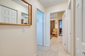 Căn hộ (2 Bedrooms) | Nội thất