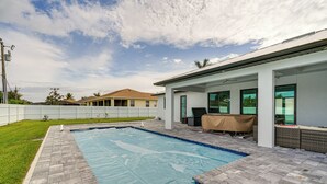 House (3 Bedrooms) | Interior - Heated Saltwater Pool at Cape Coral Villa! (Cape Coral)