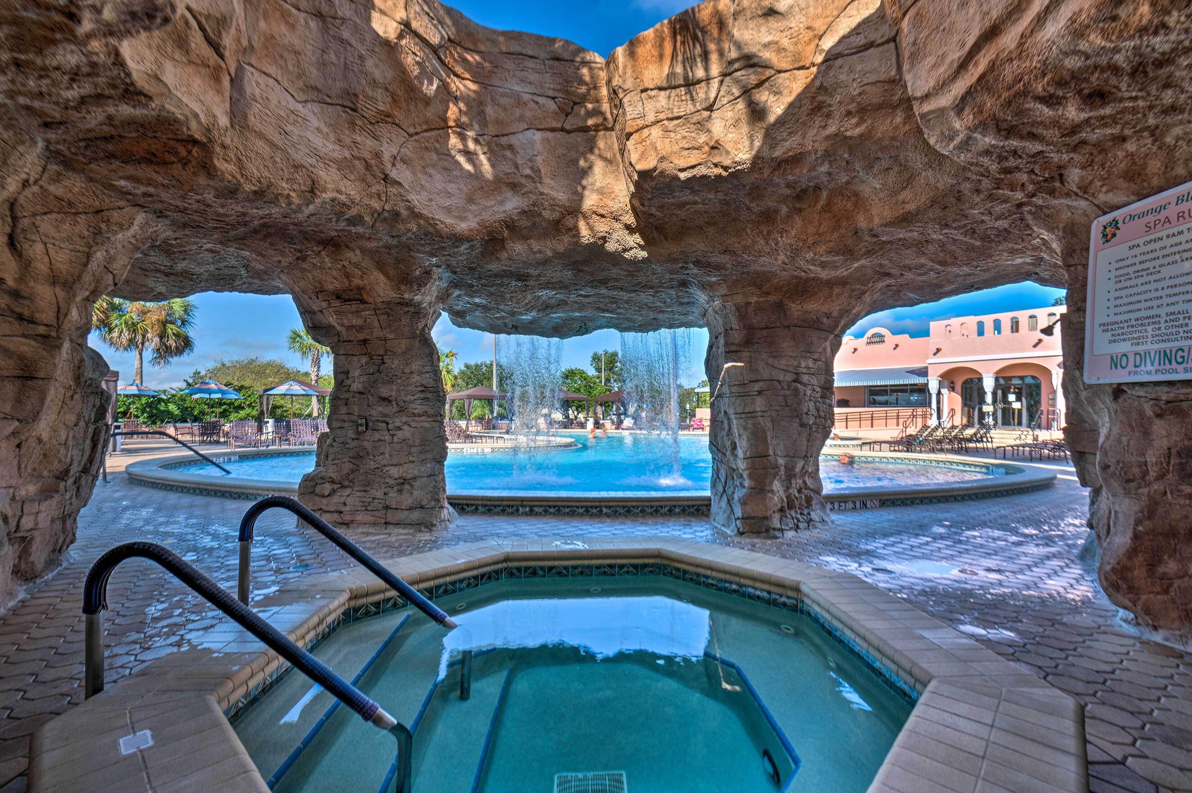 Casa (2 Bedrooms) | Alberca | Alberca al aire libre 