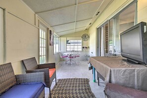 House (3 Bedrooms) | Interior - ~ 9 Mi to Universal: Orlando Retreat w/ Sun Porch! (Orlando)