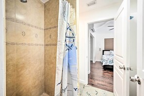 單棟房屋 (5 Bedrooms) | 內部